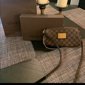 Louis Vuitton Eva Damier Clutch